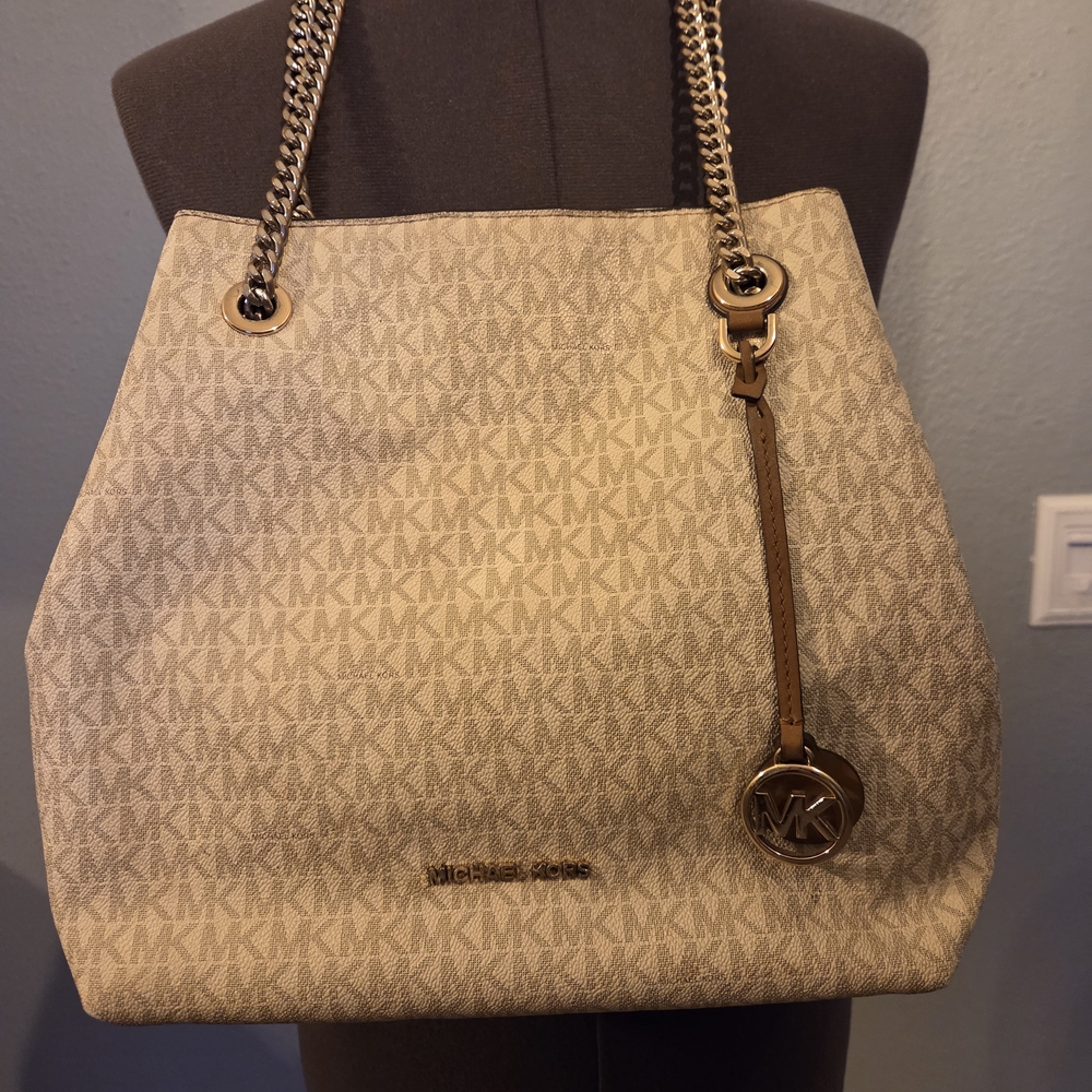 Michael Kors Shoulder Bag